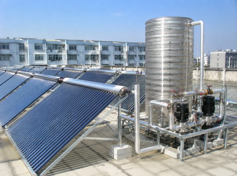东营区商用大容量真空管太阳能热水系统